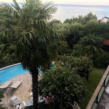 Villa Duino ヴィラ